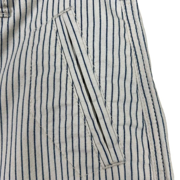 American Eagle Railroad Striped Shorts Size 6 - Picture 8 of 11